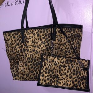 Leopard Tote w/ miny shoulder bag